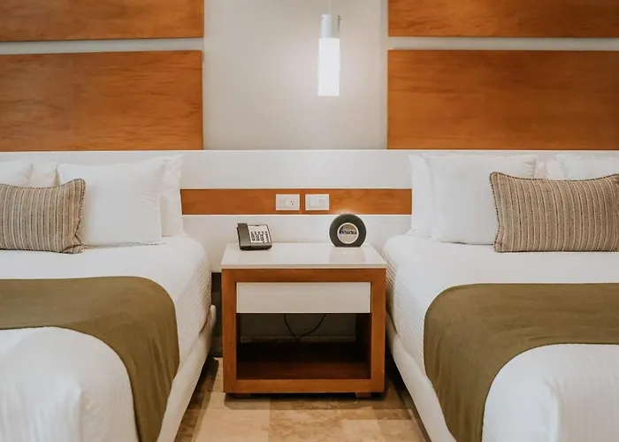 The Reef 28 & (adults Only) Hotel