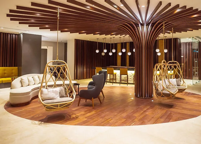 The Reef 28 & (adults Only) Hotel