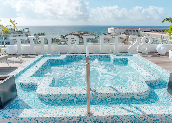 The Reef 28 & (adults Only) 5*